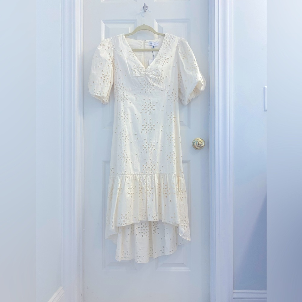 Gibson & Latimer Cream/off White 100% Cotton Dress
